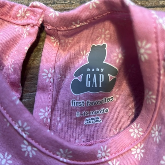 Two Baby Gap outfits☀️🌸 - Picture 6 of 8